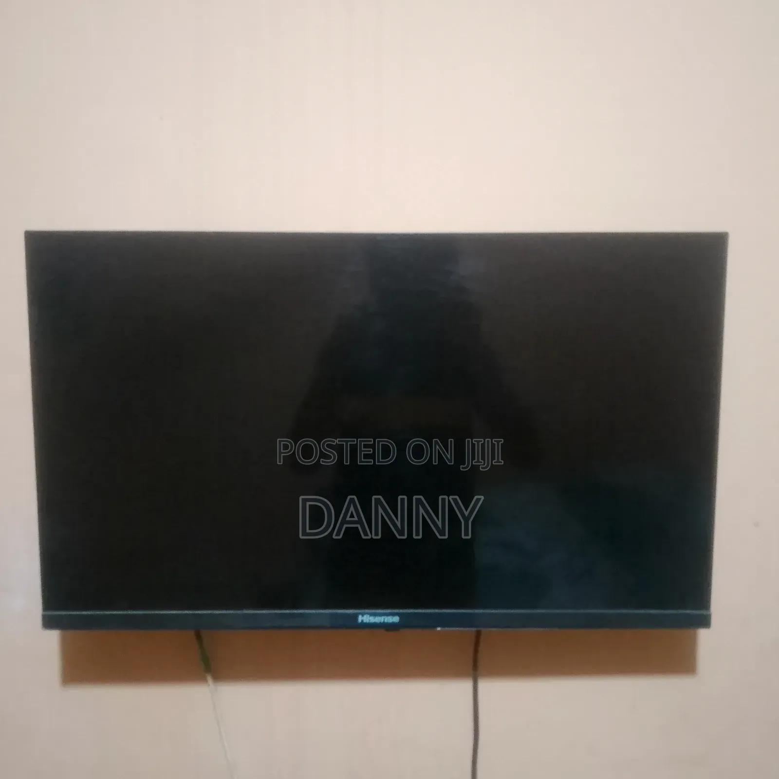 Hisense 32" Digital Satellite HD TV
