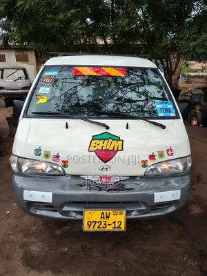 Hyundai H-100 2003 White