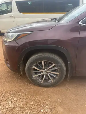 Toyota Highlander 2018 Red