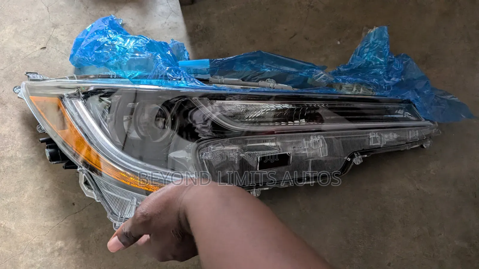 Toyota Corolla 2020,2021,2022 Headlight Le / Normal