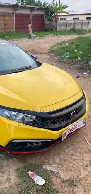 Honda Civic EX Sedan 2018 Yellow