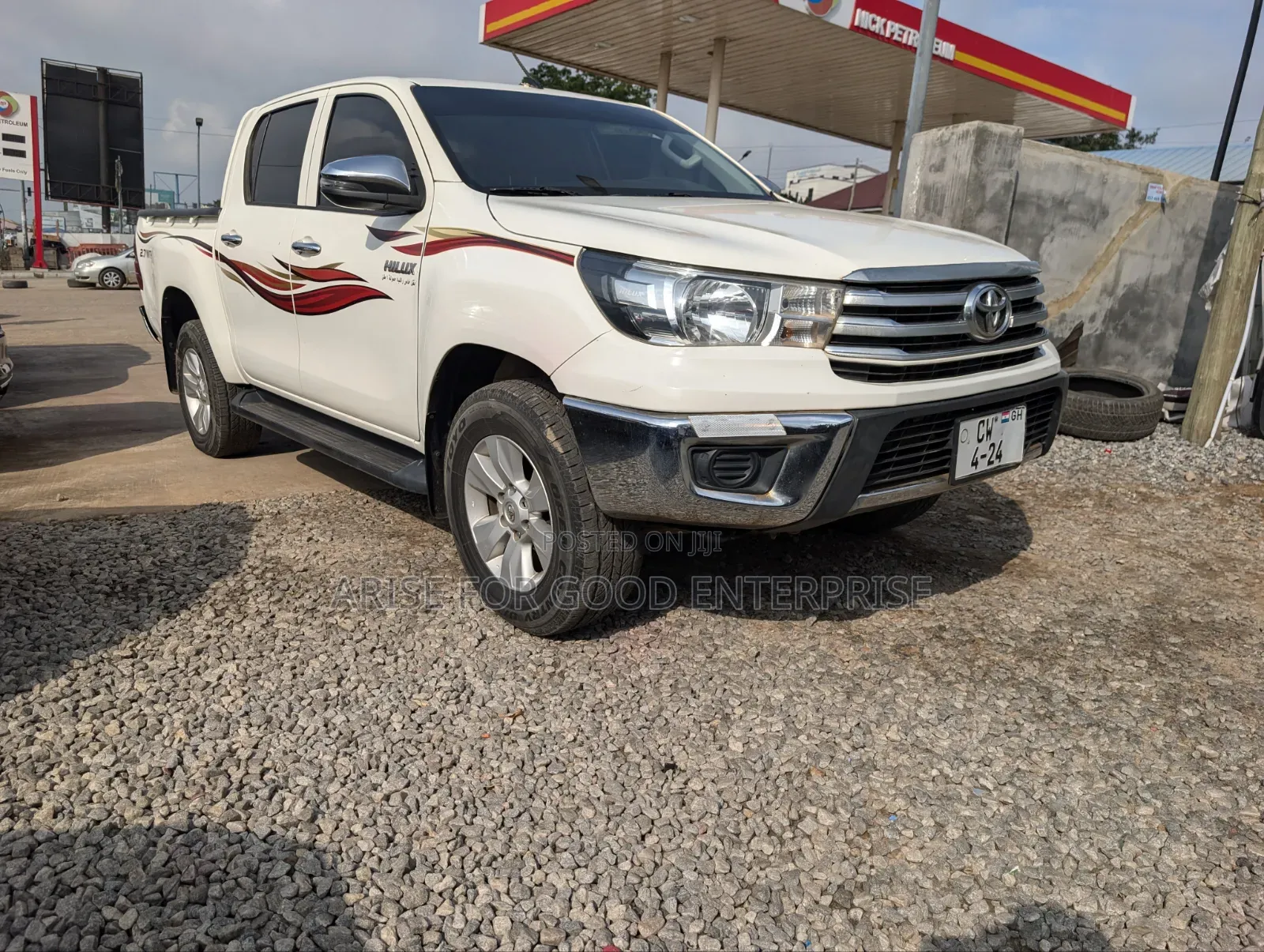 Toyota Hilux Revo Double Cab Deisel 2.4 AWD 2020 White