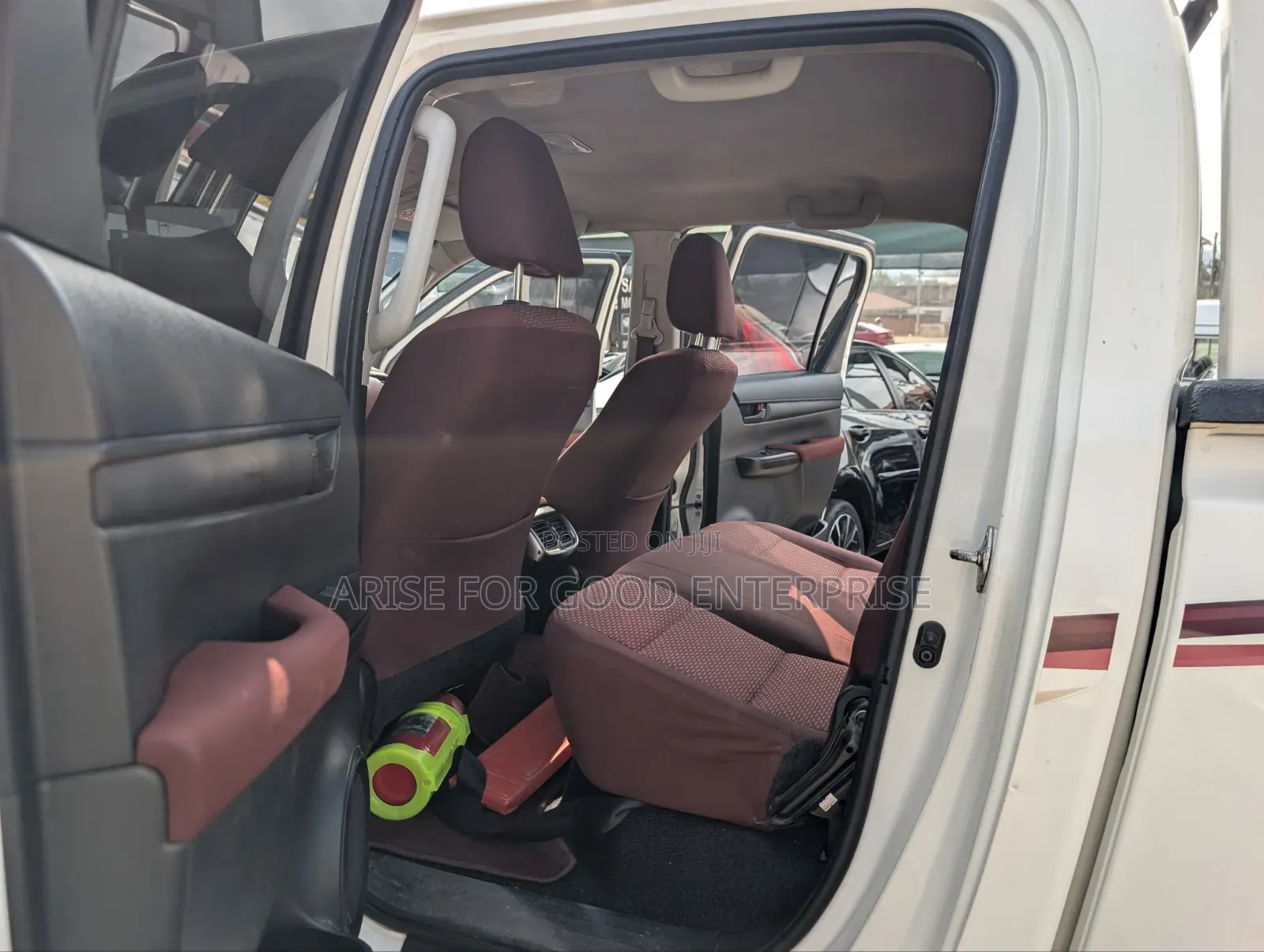 Toyota Hilux Revo Double Cab Deisel 2.4 AWD 2020 White
