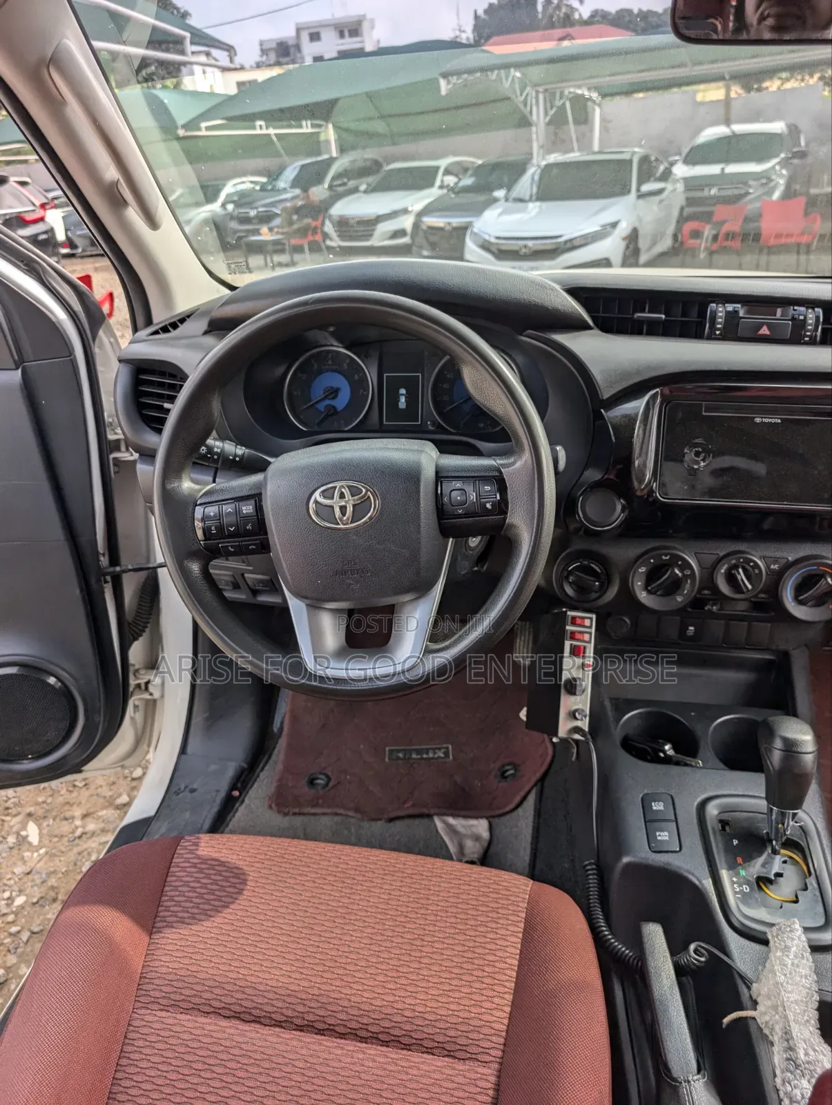 Toyota Hilux Revo Double Cab Deisel 2.4 AWD 2020 White
