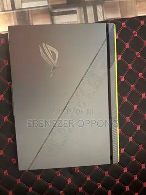 Laptop Asus ROG Strix G18 16GB Intel Core i9 SSD 1T