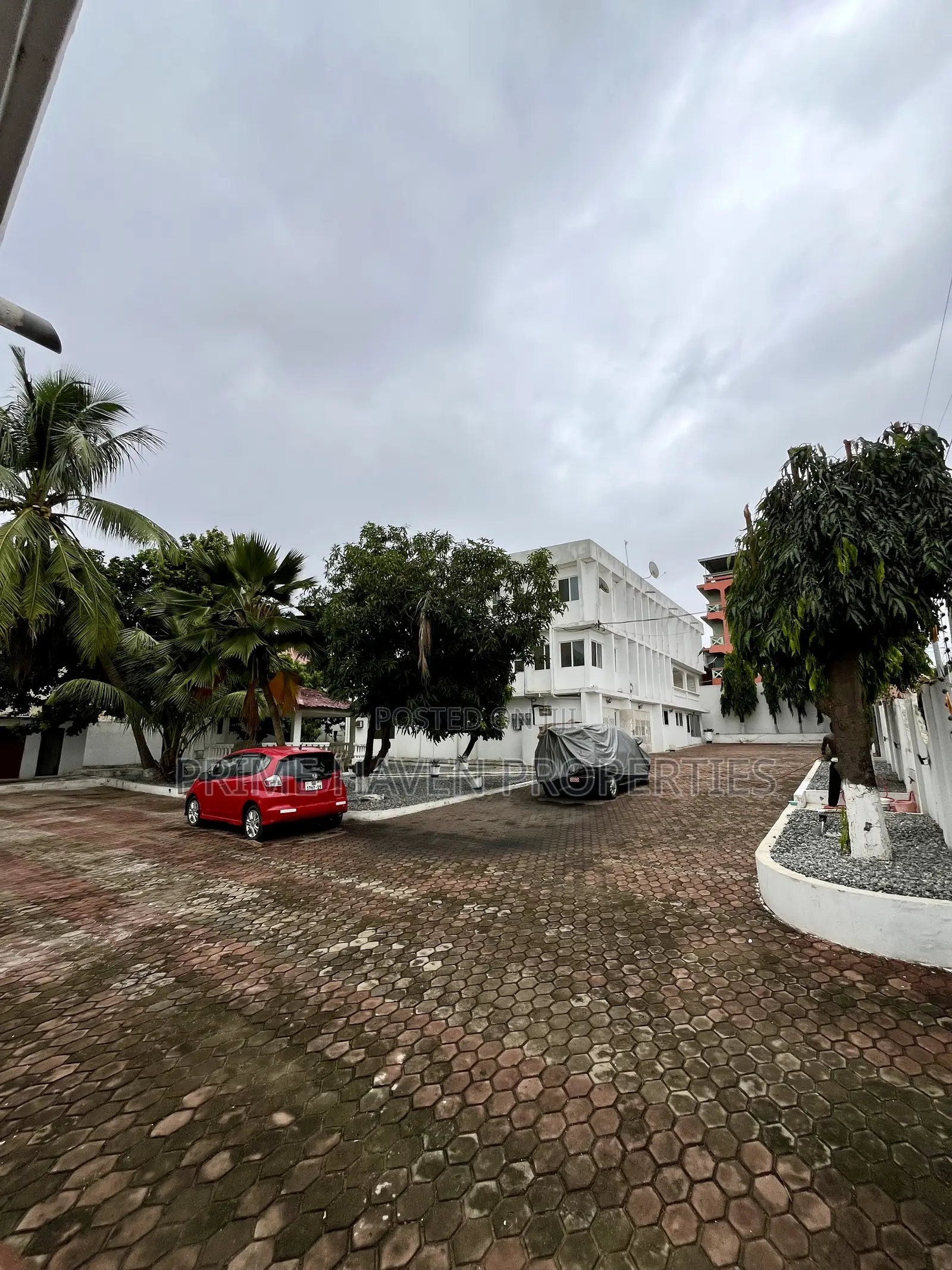 17bdrm Mansion in Santa Maria for sale