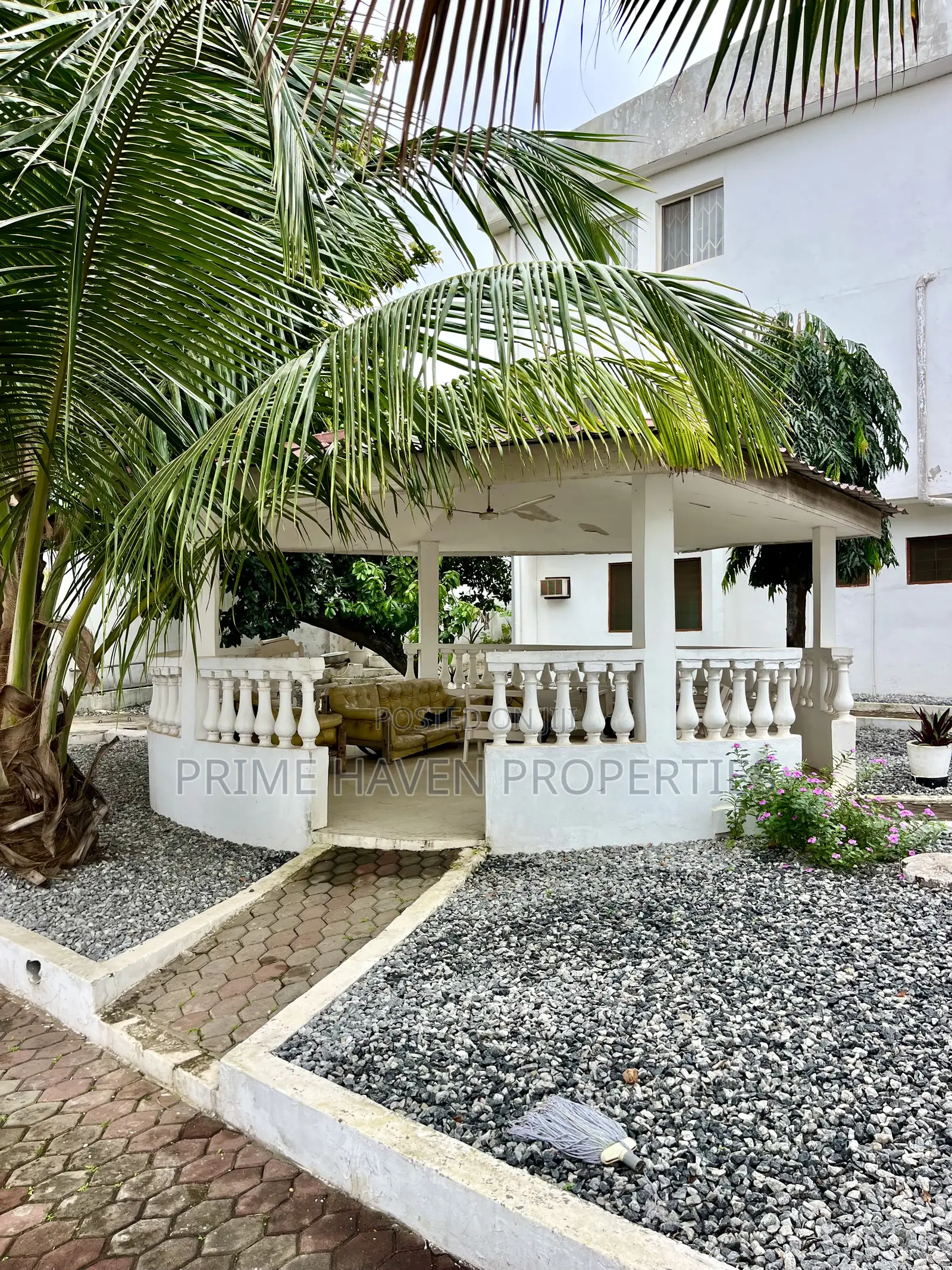 17bdrm Mansion in Santa Maria for sale
