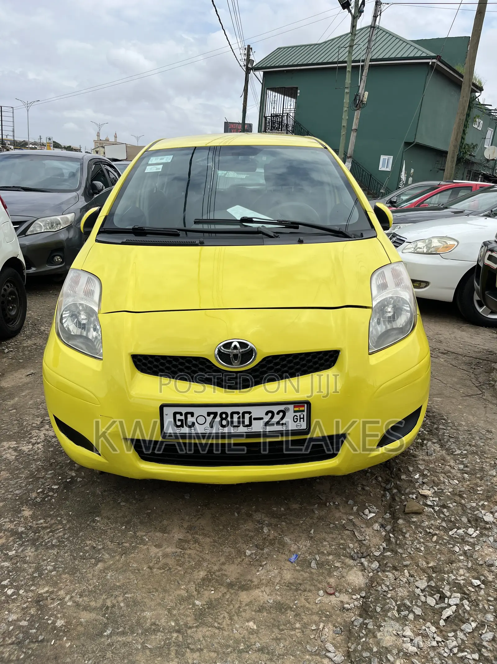 Toyota Yaris 2010 Yellow