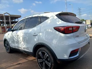 MG ZS 2019 White