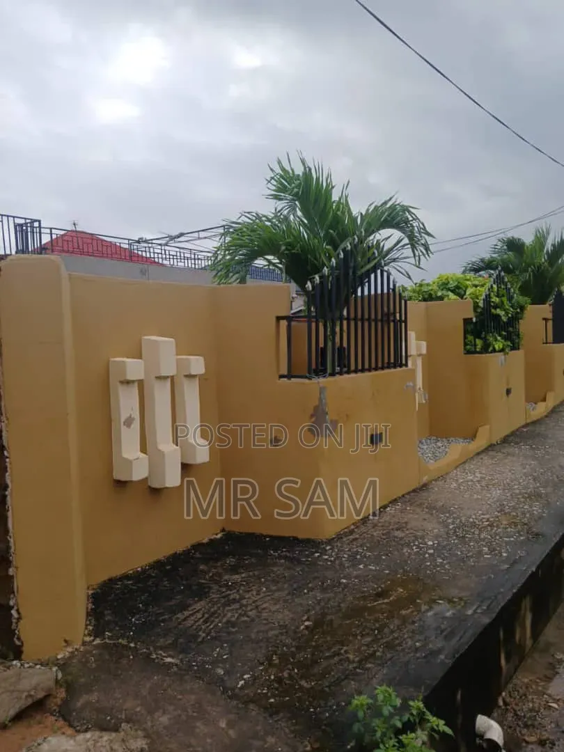 4bdrm House in Sam Properties, Mallam for sale