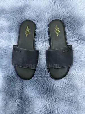 Quality Hermes Men’s Slippers