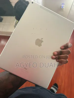 Apple iPad Pro 12.9  (2015) 128 GB Silver