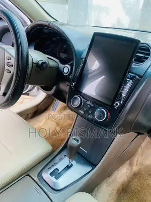 Nissan Altima 2009 Silver