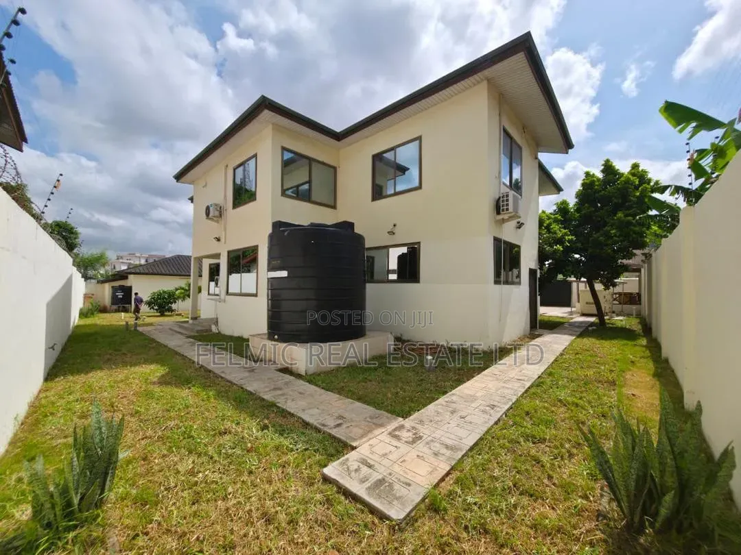 8bdrm Duplex in Felmic Real Estate, A&C Mall Area for rent
