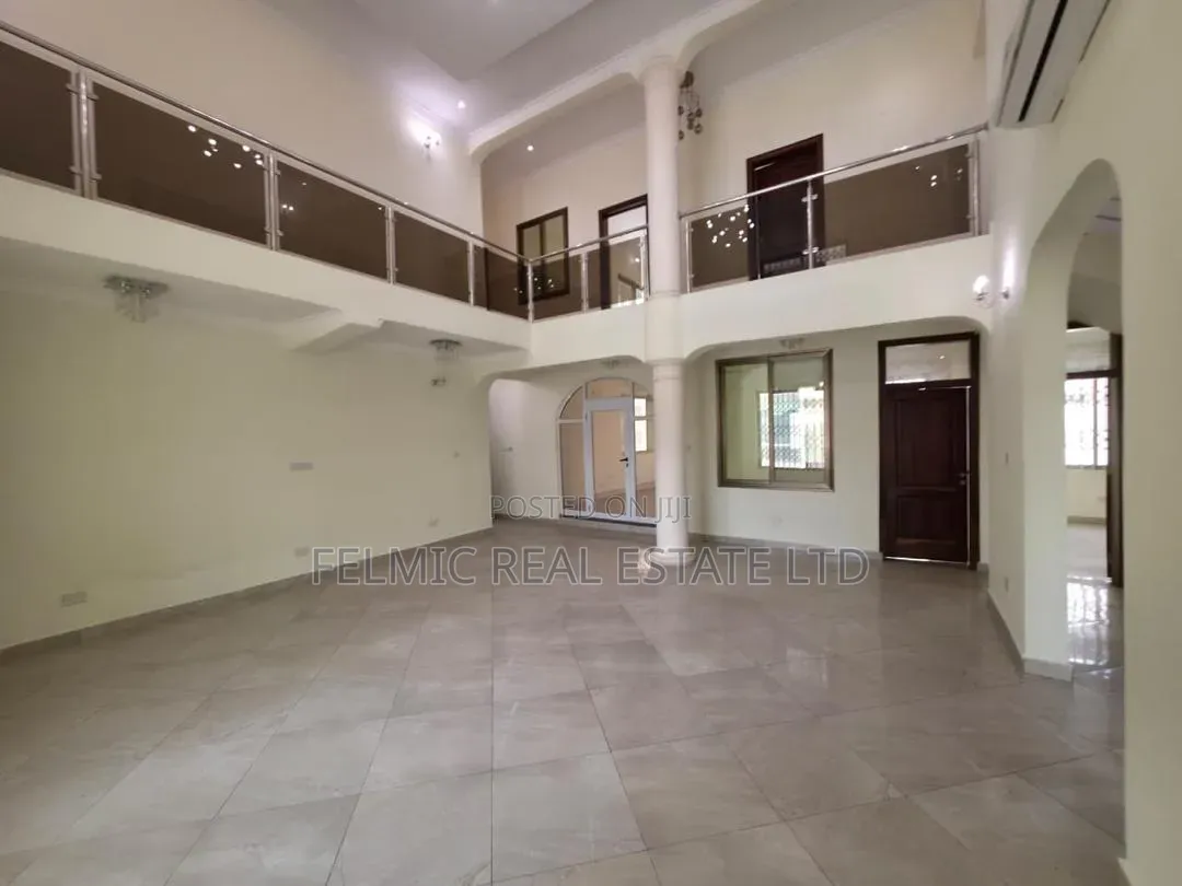 8bdrm Duplex in Felmic Real Estate, A&C Mall Area for rent