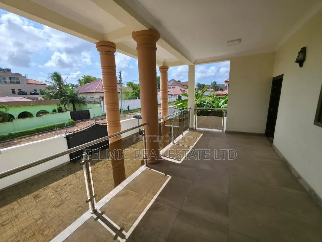 8bdrm Duplex in Felmic Real Estate, A&C Mall Area for rent
