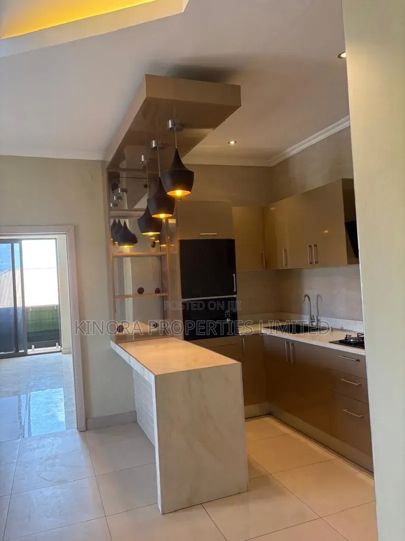 4bdrm Duplex in Tema West- Community, Accra Metropolitan for sale