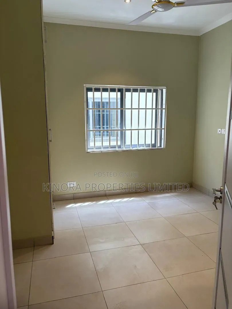 4bdrm Duplex in Tema West- Community, Accra Metropolitan for sale
