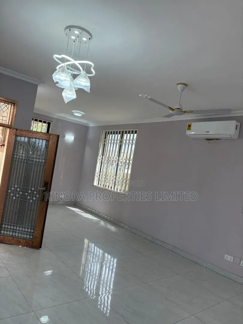 4bdrm Duplex in Tema West- Community, Accra Metropolitan for sale