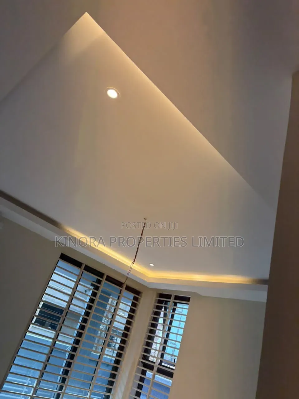4bdrm Duplex in Tema West- Community, Accra Metropolitan for sale