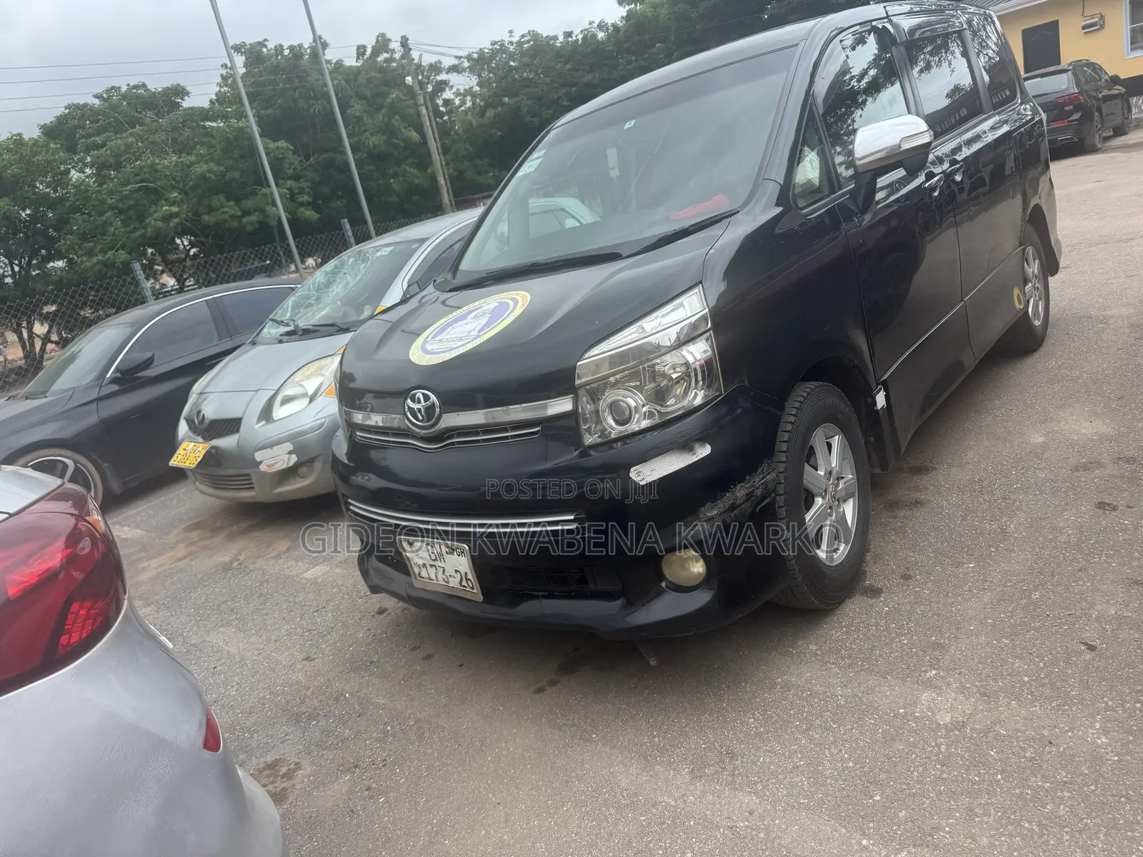 Toyota Voxy X 2WD 8-Seater 2010 Black