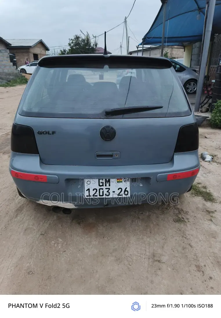Volkswagen Golf 2006 Blue