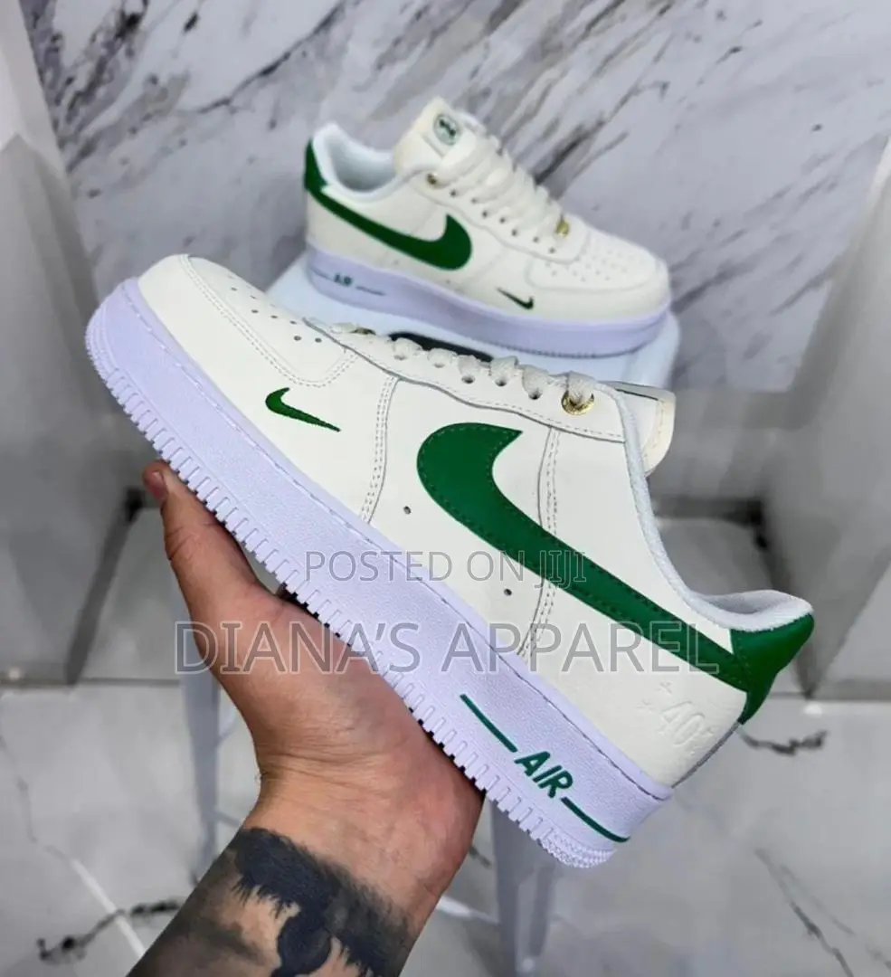 Nike Air Force 1 Low