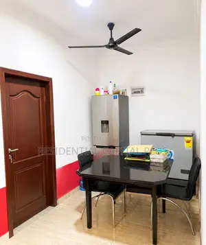 2bdrm House in Community 25, Tema Metropolitan for sale