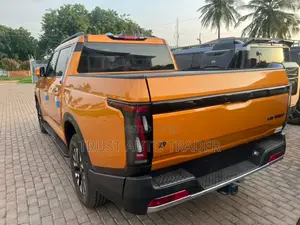 New Nissan Z9 2.3T Diesel 4WD 2025 Orange