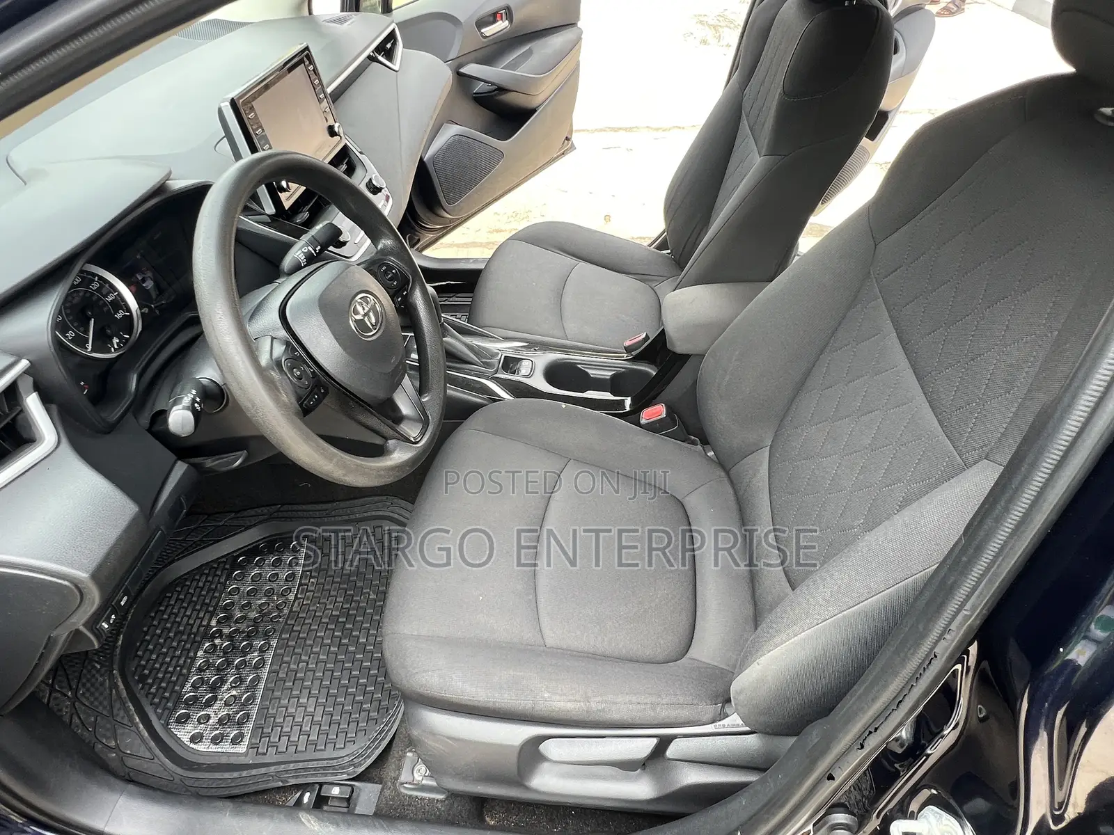 Toyota Corolla LE 2020 Black