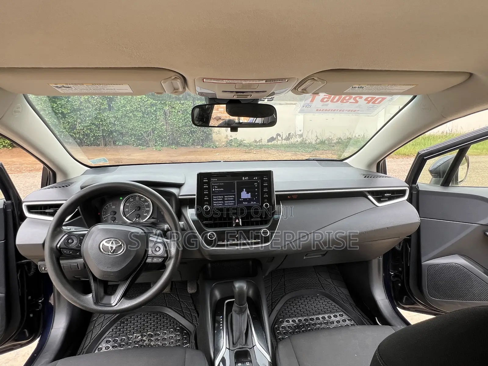 Toyota Corolla LE 2020 Black