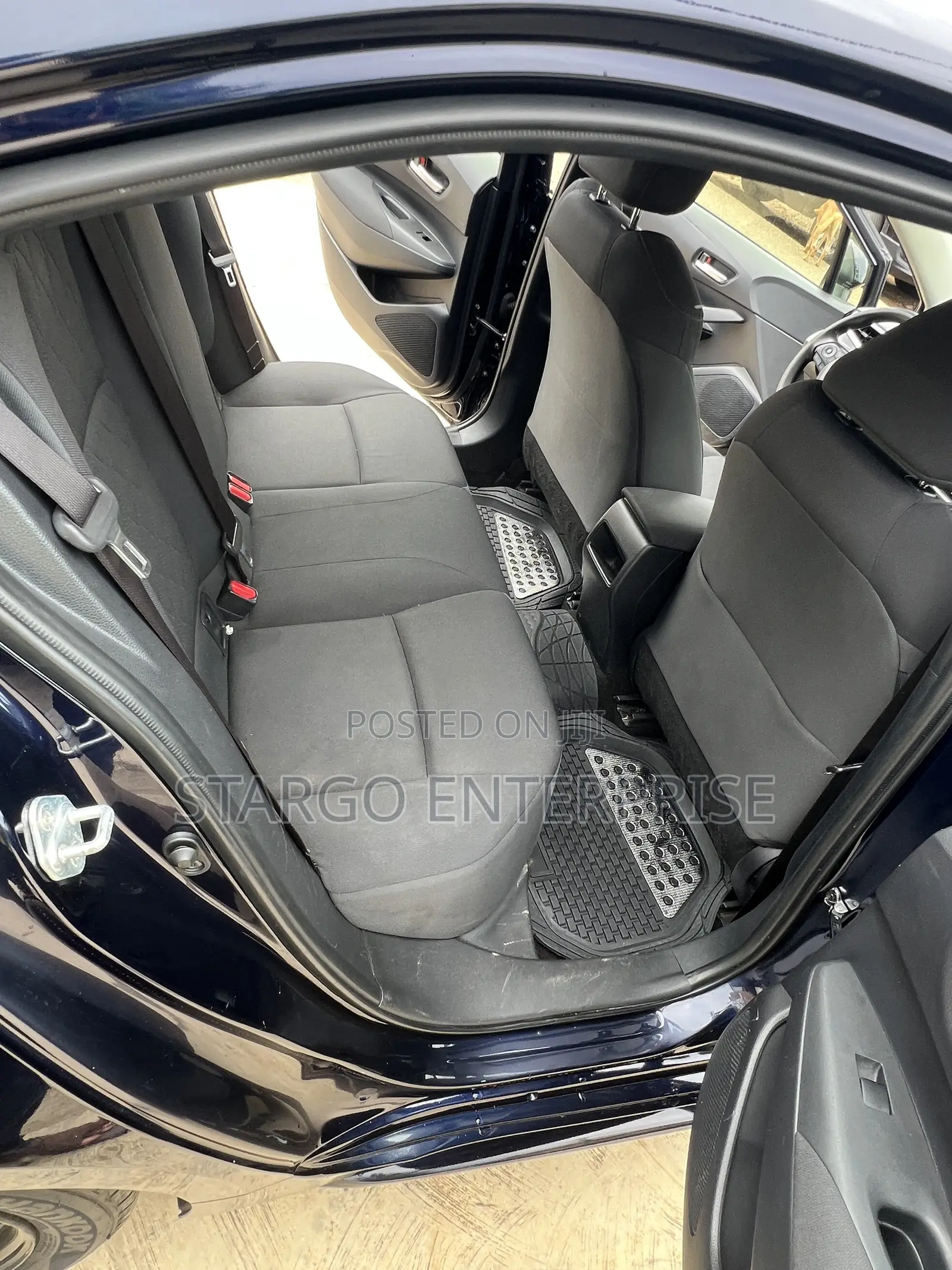 Toyota Corolla LE 2020 Black