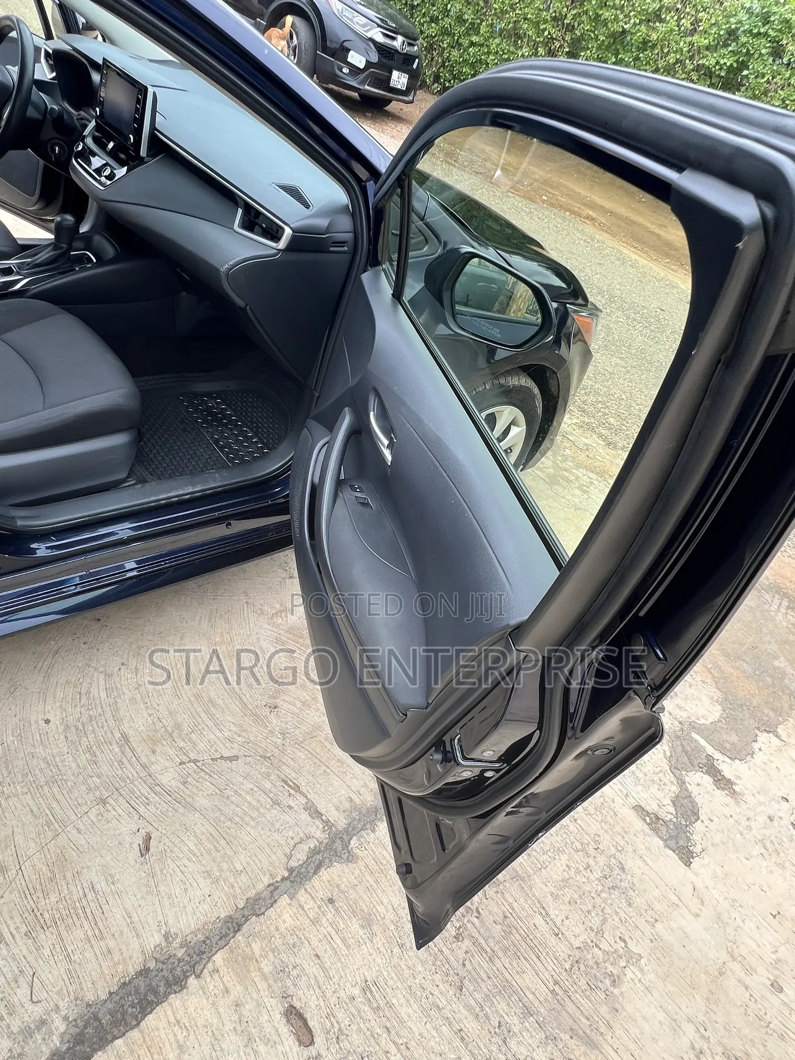 Toyota Corolla LE 2020 Black