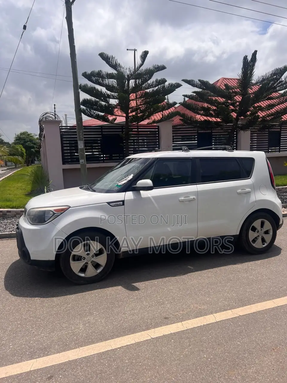 Kia Soul Hatchback 2016 White