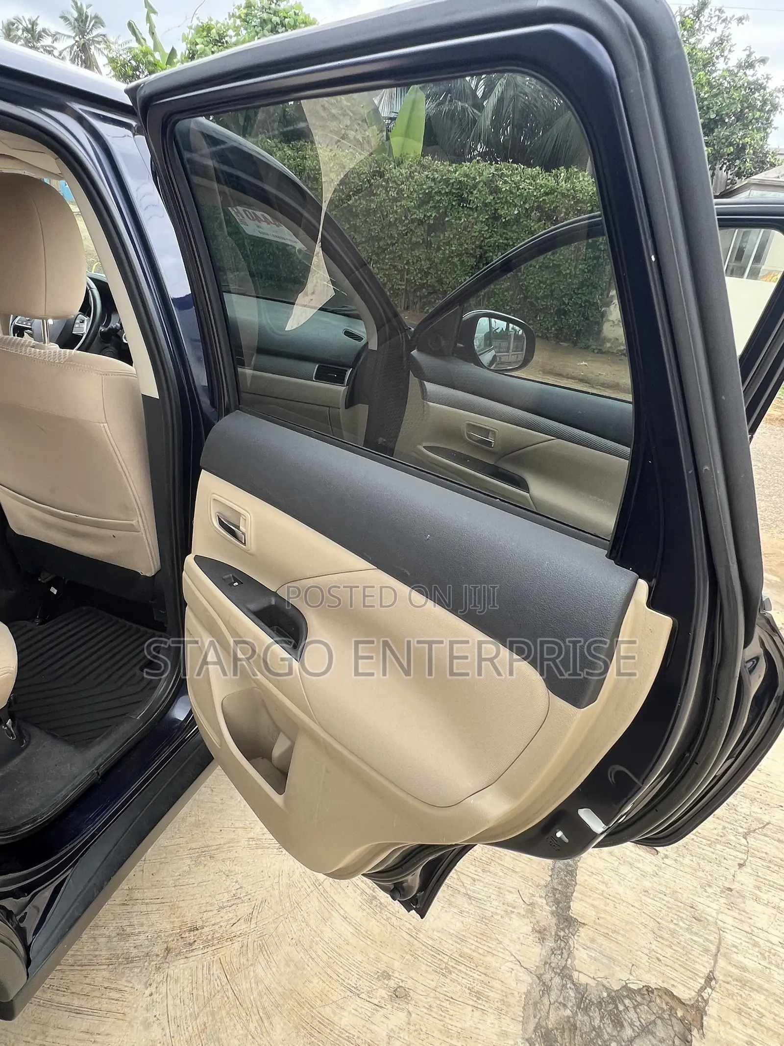 Mitsubishi Outlander SEL AWC 2018 Blue