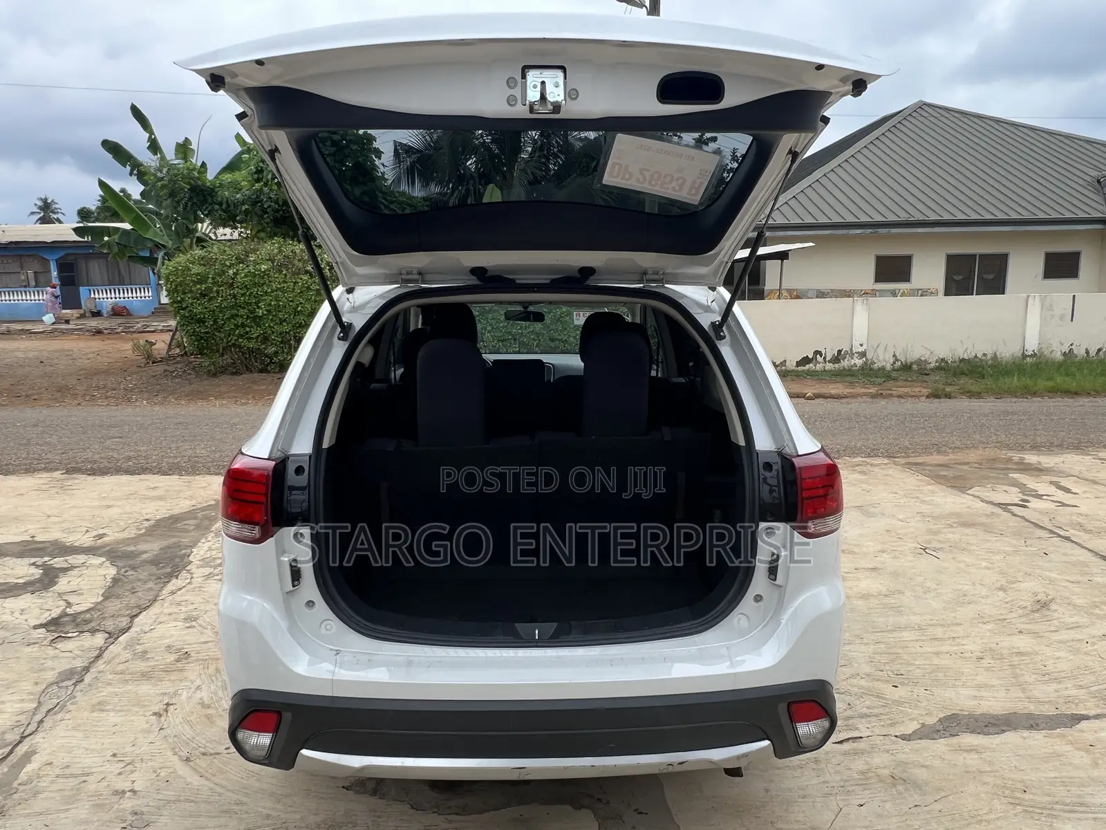 Mitsubishi Outlander SEL AWC 2017 White