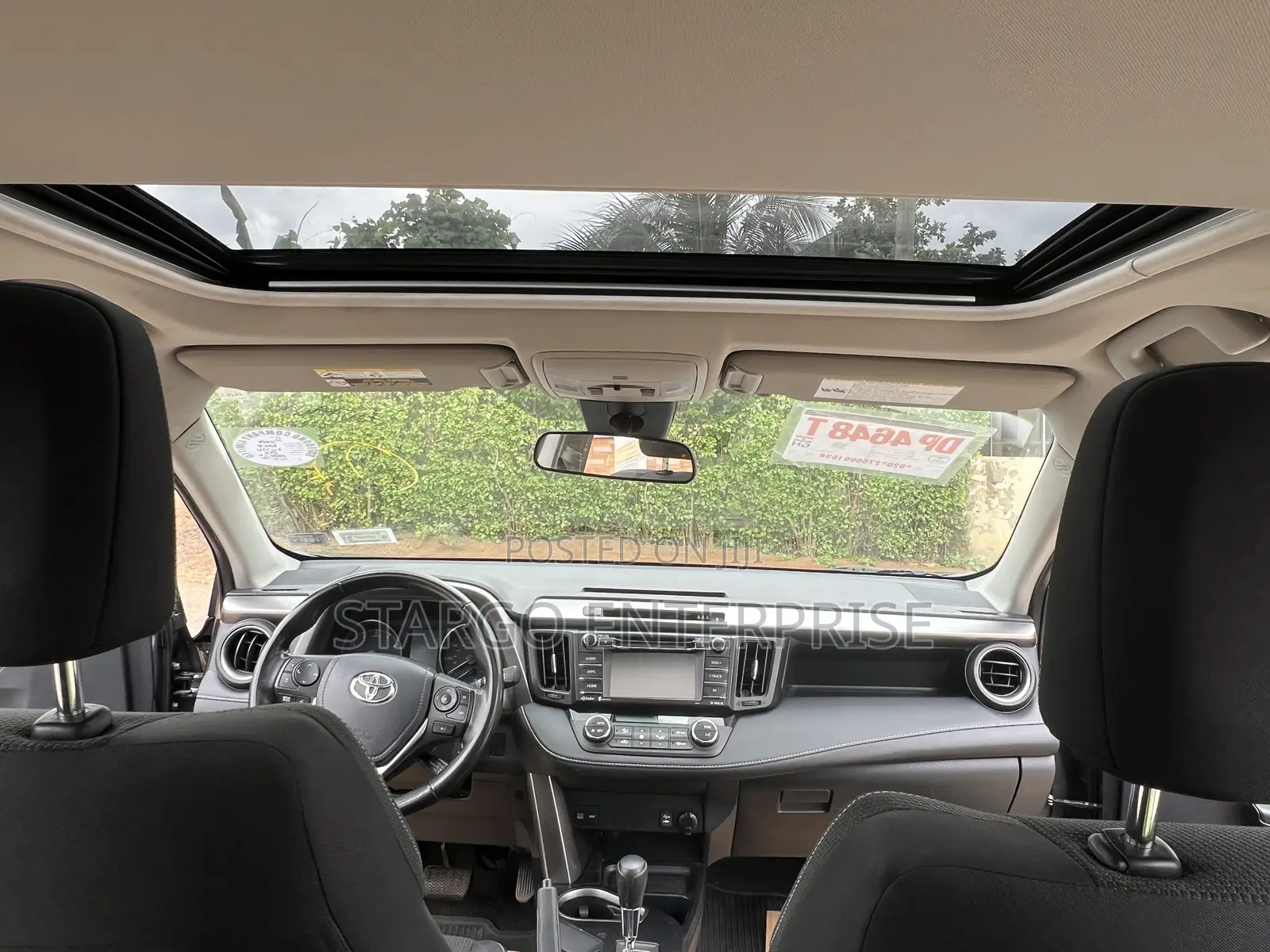 Toyota RAV4 XLE AWD (2.5L 4cyl 6A) 2017 Gray