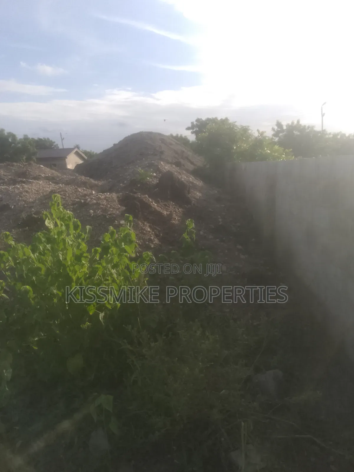 A Plot of Land for Sale at West Trasaco