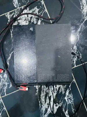 PS4 Standard