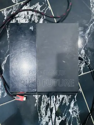 PS4 Standard