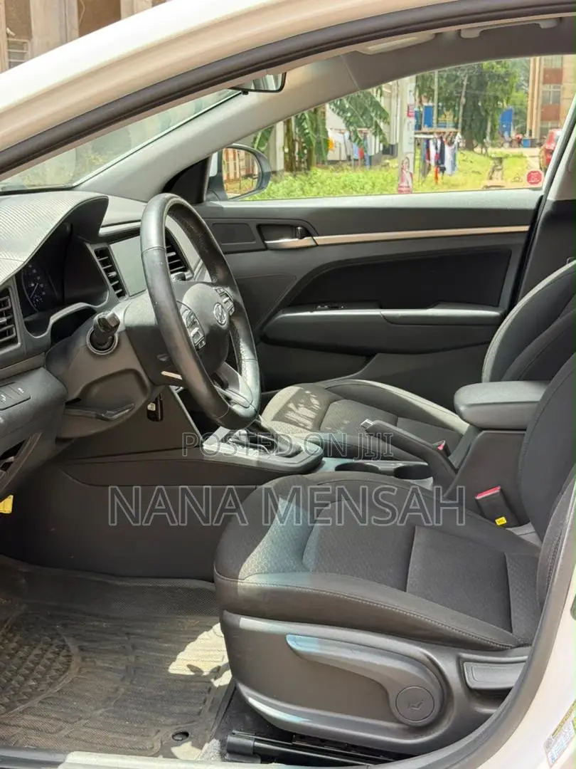 Hyundai Elantra SE 2020 White