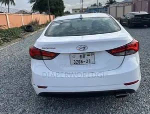 Hyundai Elantra 2015 White