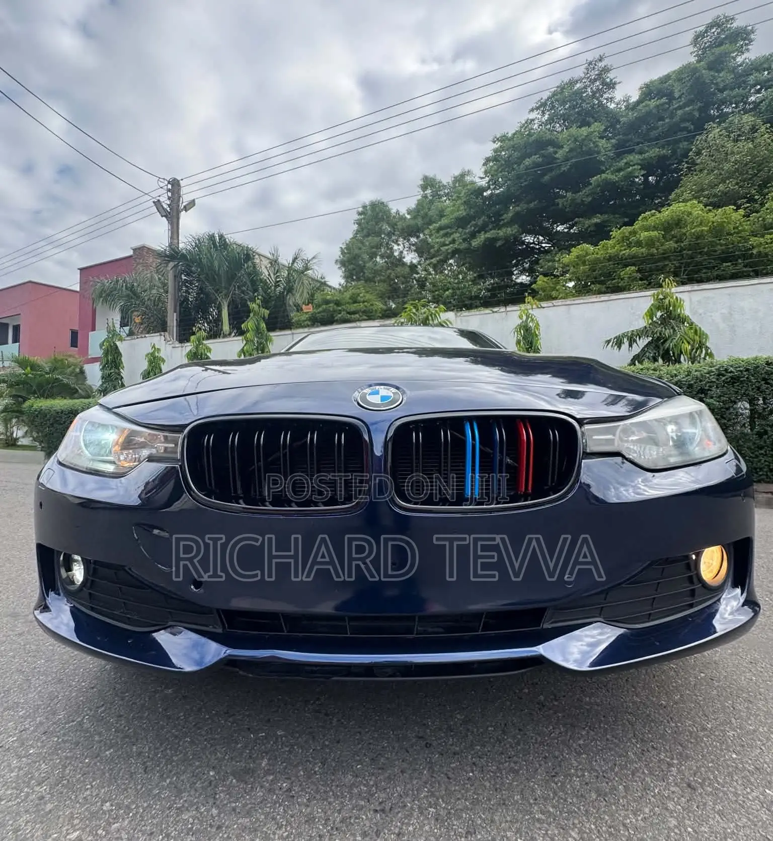 BMW 320i Sedan RWD 2015 Blue