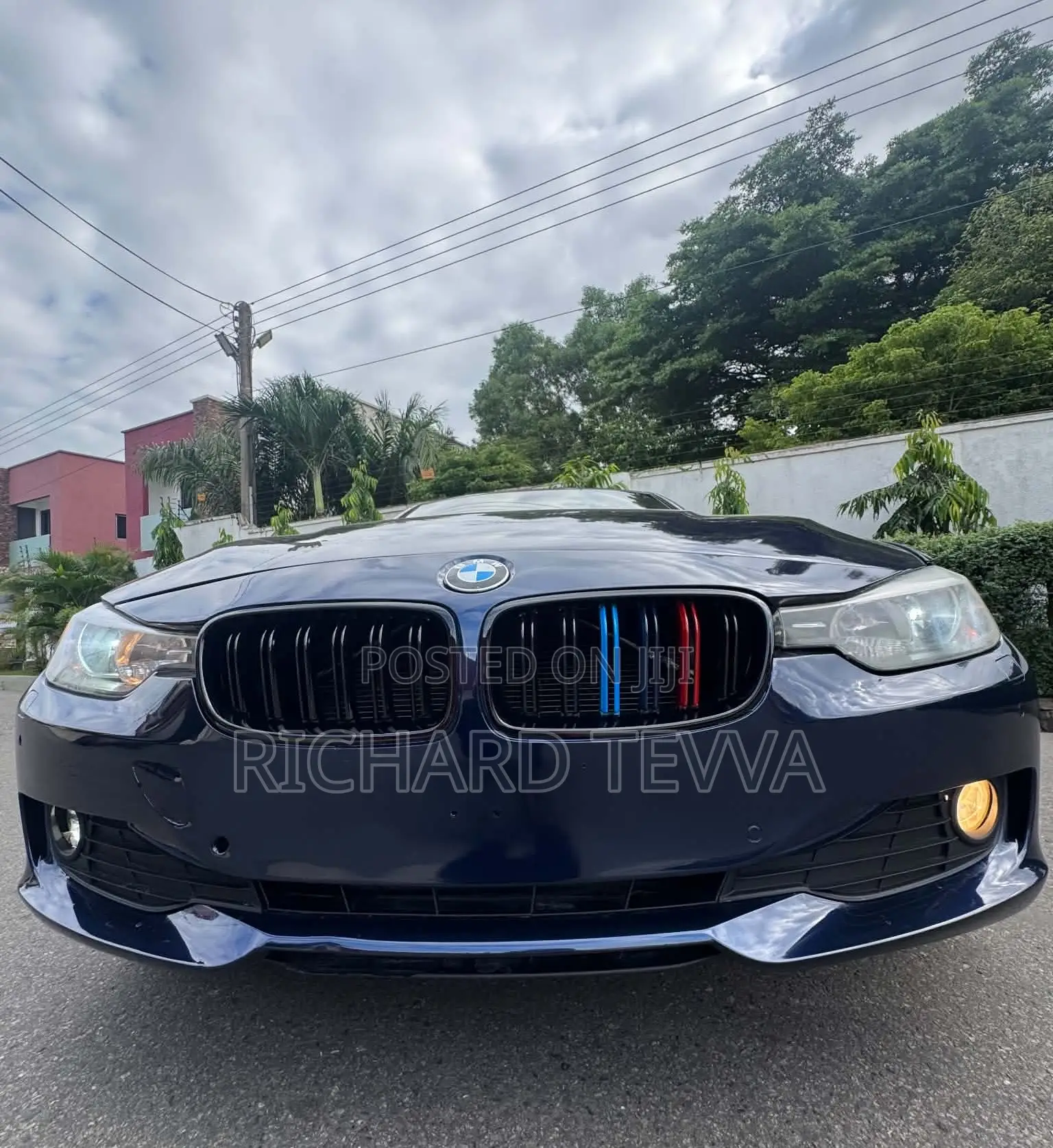 BMW 320i Sedan RWD 2015 Blue
