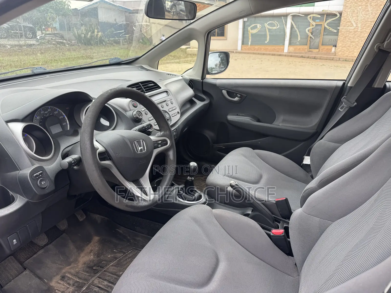 Honda Fit 5D Sport 2013 Gray