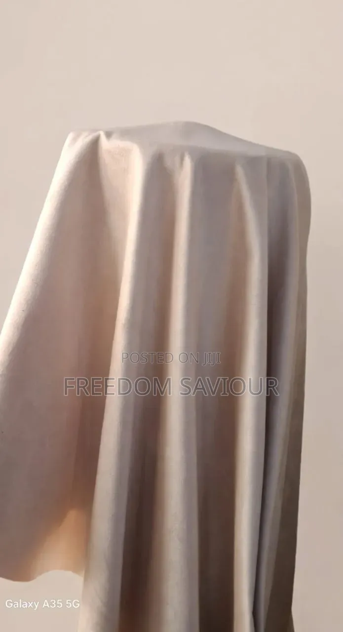 Luxury Upholstery Fabric – Elegant Sofa Material
