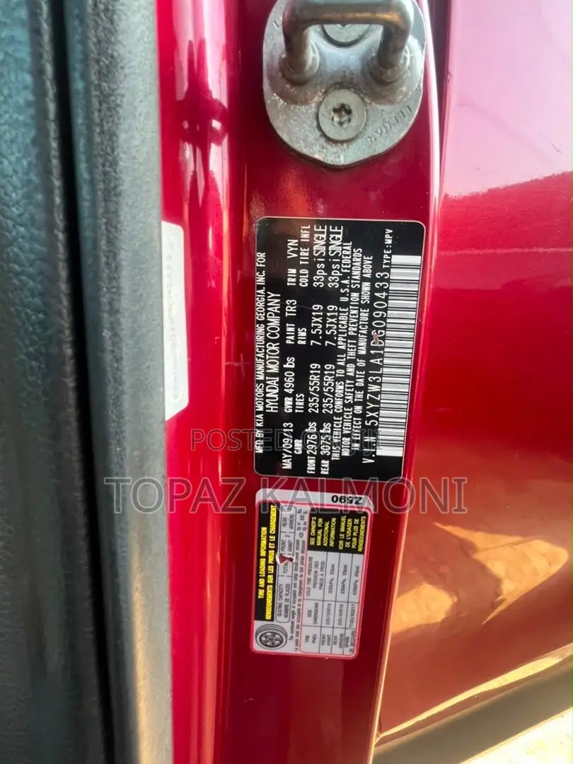 Hyundai Santa Fe 2013 Red