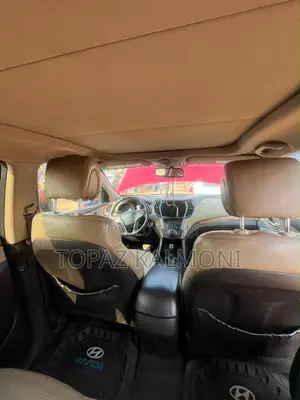 Hyundai Santa Fe 2013 Red