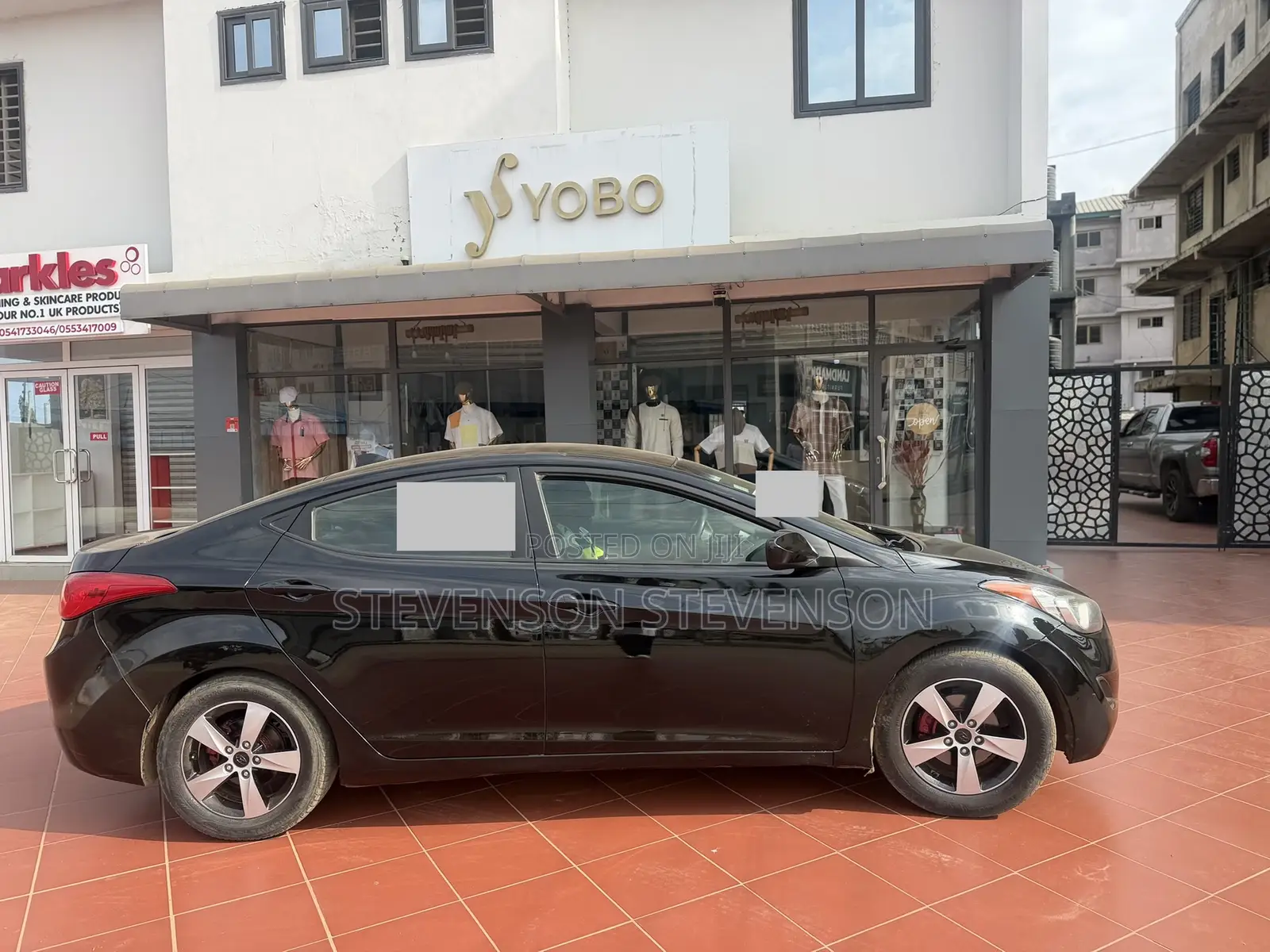 Hyundai Elantra GLS Sedan FWD (1.8L 4cyl 6A) 2013 Black