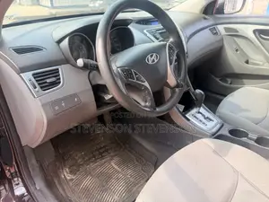 Hyundai Elantra GLS Sedan FWD (1.8L 4cyl 6A) 2013 Black
